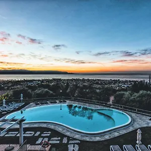 Hotel apartamentowy La Chioma Di Berenice Garda, Toscolano Maderno